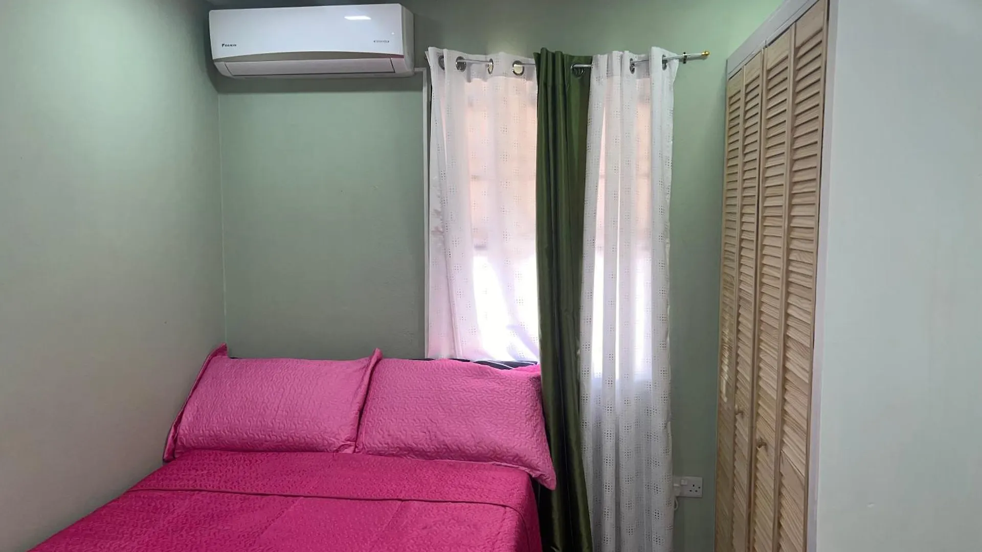 Dawne Sea View Apartment Happy Hill